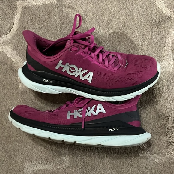 Hoka one one Mach 4 festival fuchsia & black running sneaker Size 8.5B - Picture 10 of 17